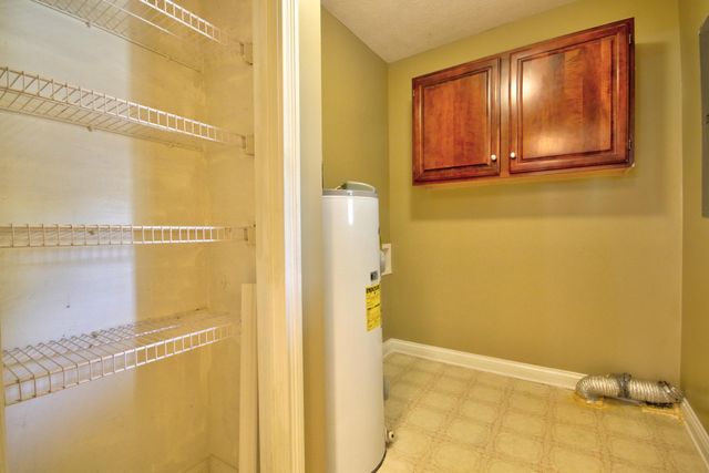 861 College Hill Road, Waco, KY 40385