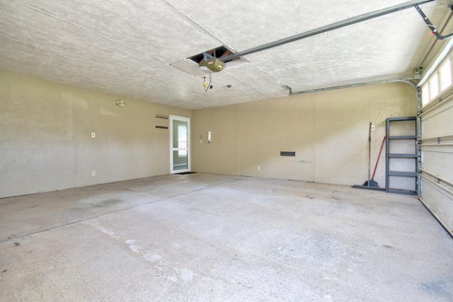 861 College Hill Road, Waco, KY 40385
