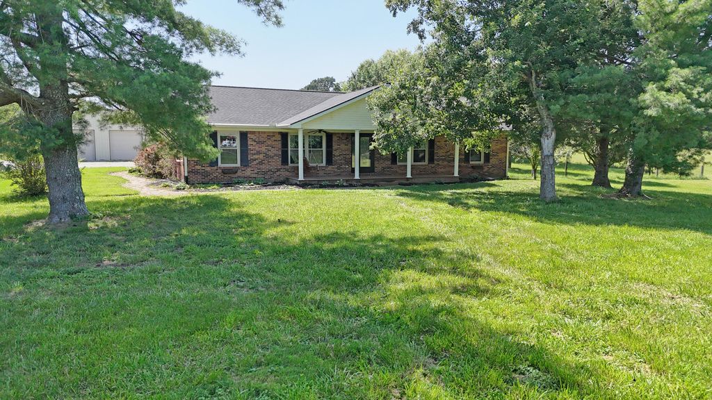 861 College Hill Road, Waco, KY 40385