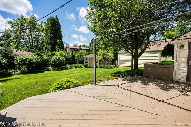 1342 Minnesota Avenue, Marysville, MI 48040