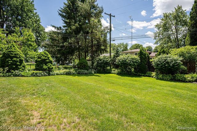 1342 Minnesota Avenue, Marysville, MI 48040
