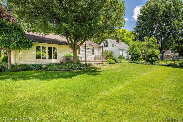 1342 Minnesota Avenue, Marysville, MI 48040