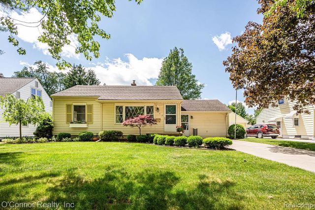 1342 Minnesota Avenue, Marysville, MI 48040