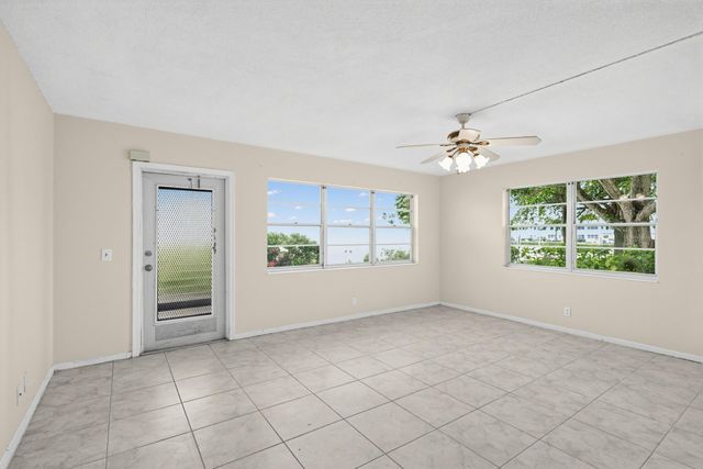 245 CAMDEN K, West Palm Beach, FL 33417