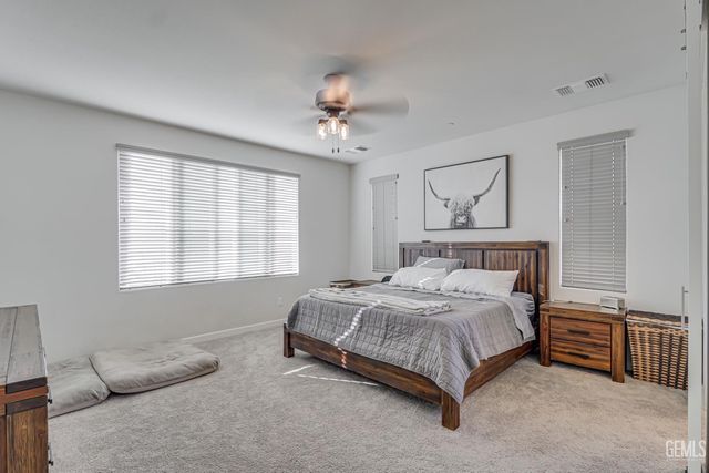 15 Claudia Autumn, Bakersfield, CA 93314