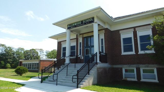 2171 Windfield Drive, Wall, NJ 07719