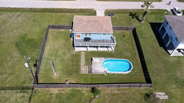 16619 Mansvelt Road, Galveston, TX 77554