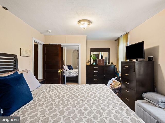 5334 E CAPITOL ST NE, Washington, DC 20019