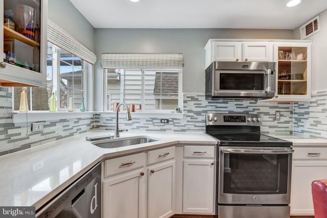 20483 HAZLETON WAY, Ashburn, VA 20147