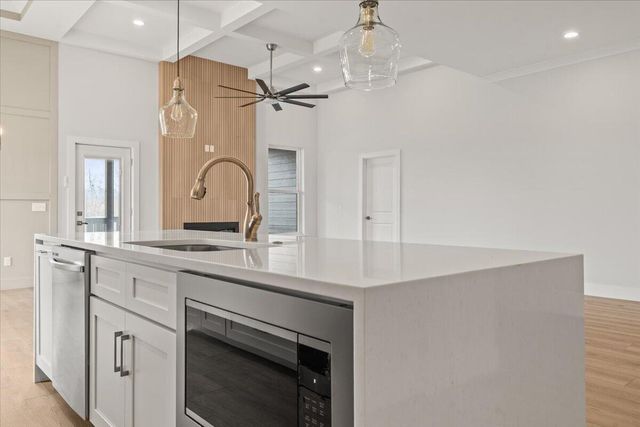 1740 Gray Road, Chattanooga, TN 37421