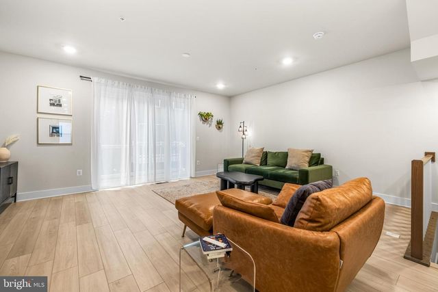 108 GLASS LN, Baltimore, MD 21230