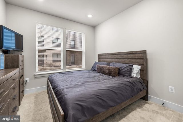 108 GLASS LN, Baltimore, MD 21230