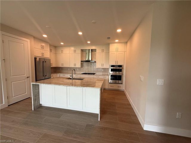 8909 Oceana WAY, Naples, FL 34114