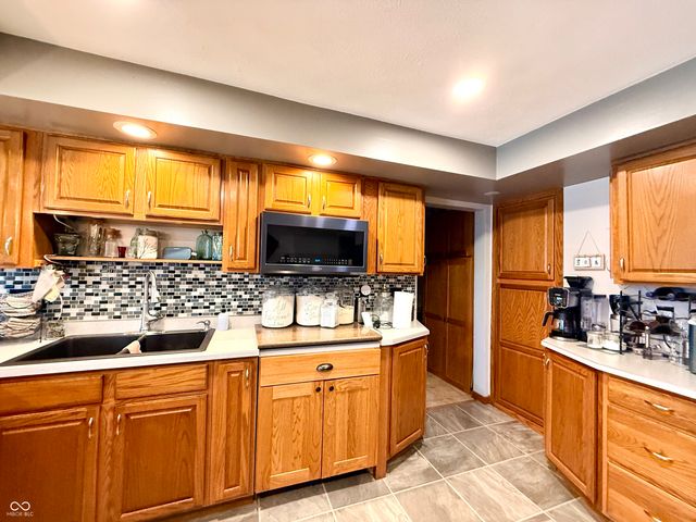 4010 W State Road 32, Crawfordsville, IN 47933