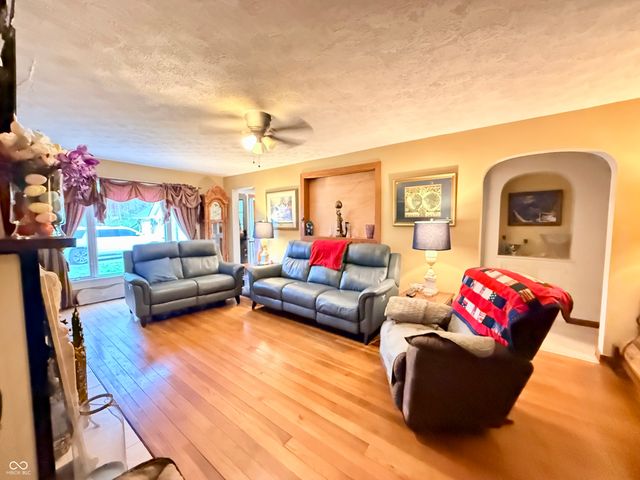 4010 W State Road 32, Crawfordsville, IN 47933