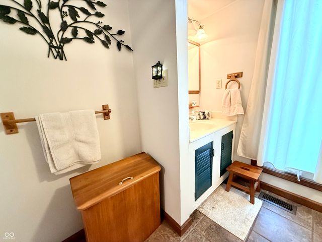 4010 W State Road 32, Crawfordsville, IN 47933