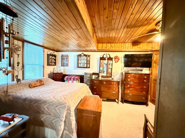 4010 W State Road 32, Crawfordsville, IN 47933