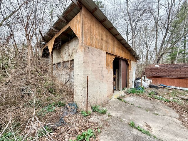 4010 W State Road 32, Crawfordsville, IN 47933