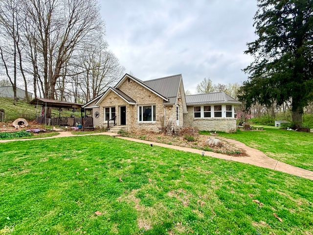 4010 W State Road 32, Crawfordsville, IN 47933