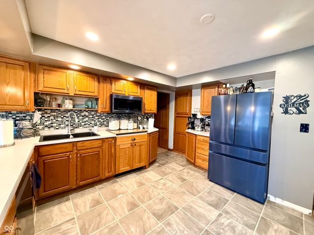 4010 W State Road 32, Crawfordsville, IN 47933