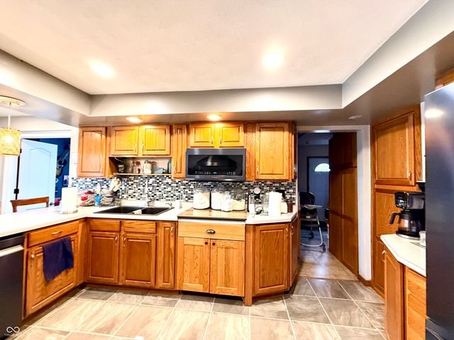 4010 W State Road 32, Crawfordsville, IN 47933