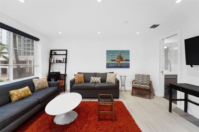 1460 Ocean Dr 307, Miami Beach, FL 33139