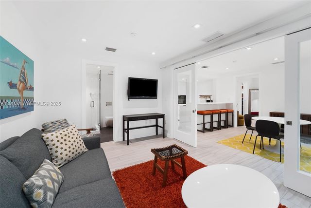 1460 Ocean Dr 307, Miami Beach, FL 33139