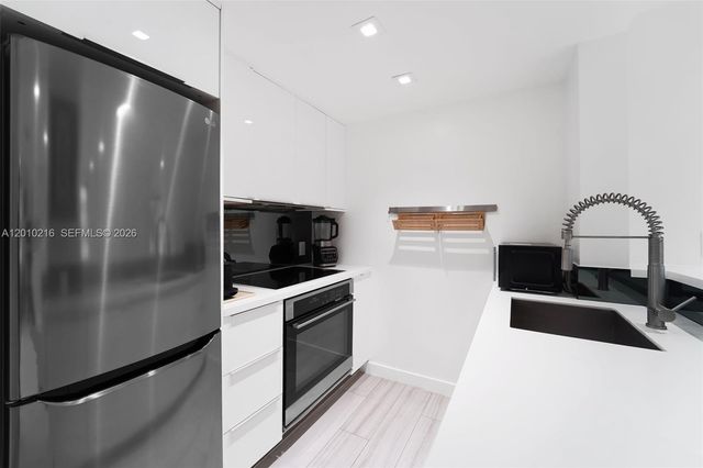 1460 Ocean Dr 307, Miami Beach, FL 33139