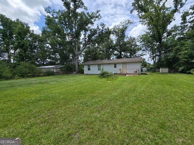 2721 Dogwood Circle, Valdosta, GA 31602