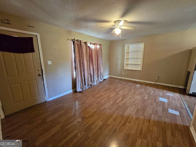 2721 Dogwood Circle, Valdosta, GA 31602