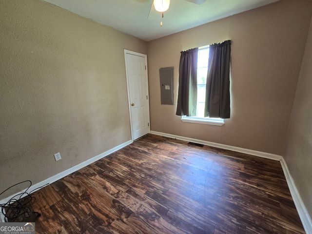 2721 Dogwood Circle, Valdosta, GA 31602