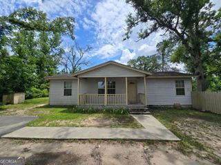 2721 Dogwood Circle, Valdosta, GA 31602
