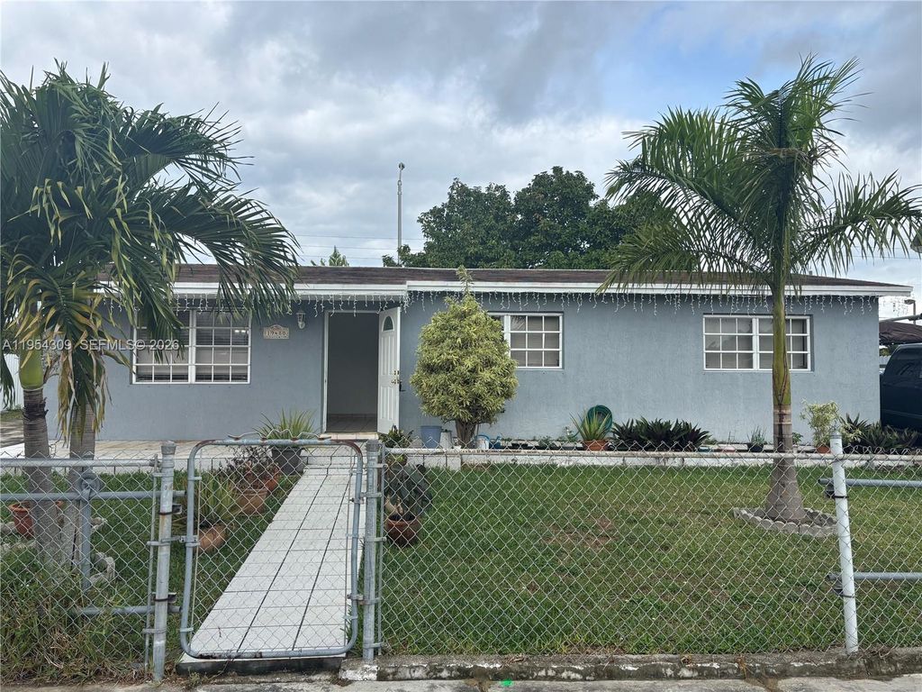 19480 SW 121st Ave, Miami, FL 33177