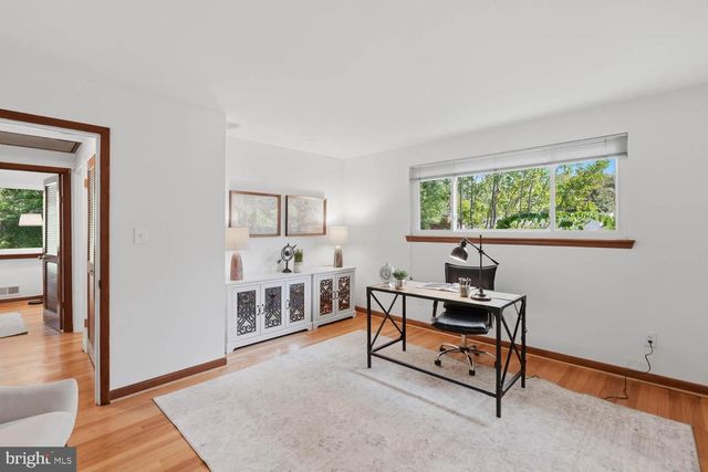 8900 CAMFIELD DR, Alexandria, VA 22308