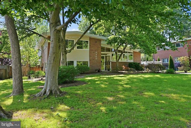 8900 CAMFIELD DR, Alexandria, VA 22308