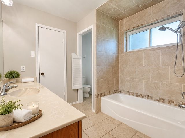 601 Ascot Drive, Euless, TX 76040