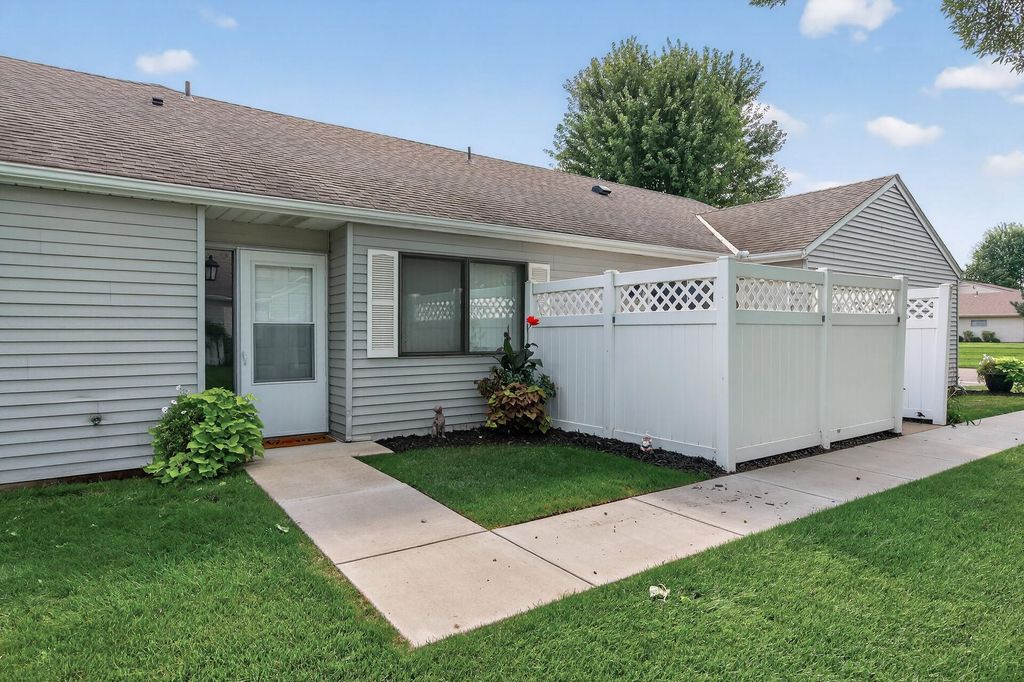 5281 149th Street W, Apple Valley, MN 55124