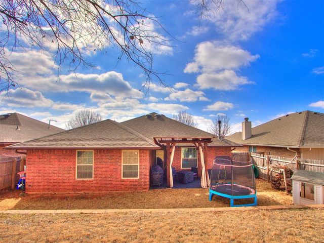 1521 Rangeline Road, Norman, OK 73071