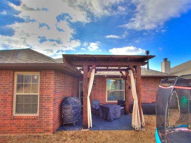 1521 Rangeline Road, Norman, OK 73071