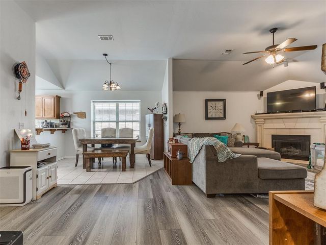 1521 Rangeline Road, Norman, OK 73071