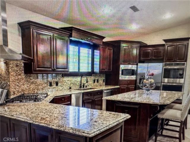 289 23rd Street, Costa Mesa, CA 92627