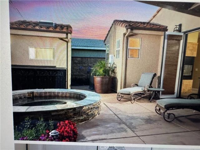 289 23rd Street, Costa Mesa, CA 92627
