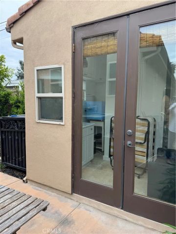289 23rd Street, Costa Mesa, CA 92627