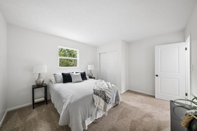 1967 Dunning Road, Columbus, OH 43219