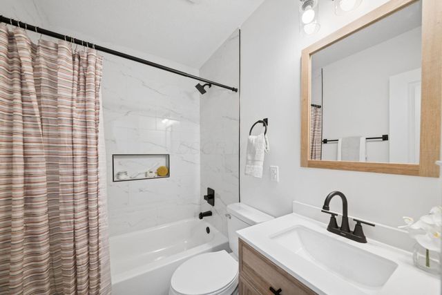 1967 Dunning Road, Columbus, OH 43219