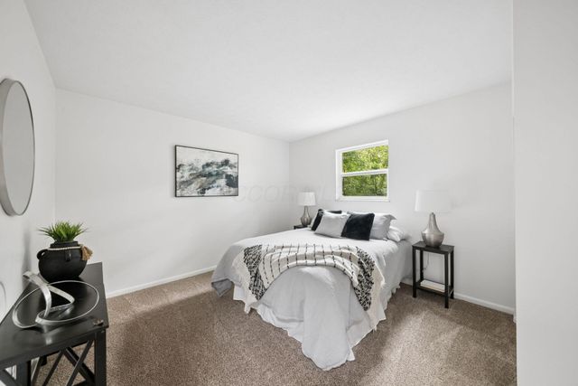 1967 Dunning Road, Columbus, OH 43219