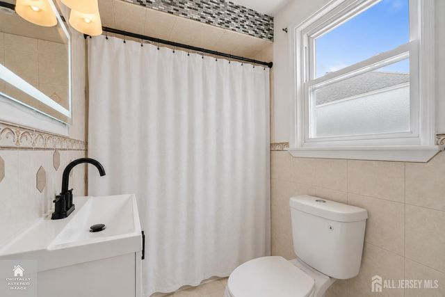 26 Charles Street, Metuchen, NJ 08840