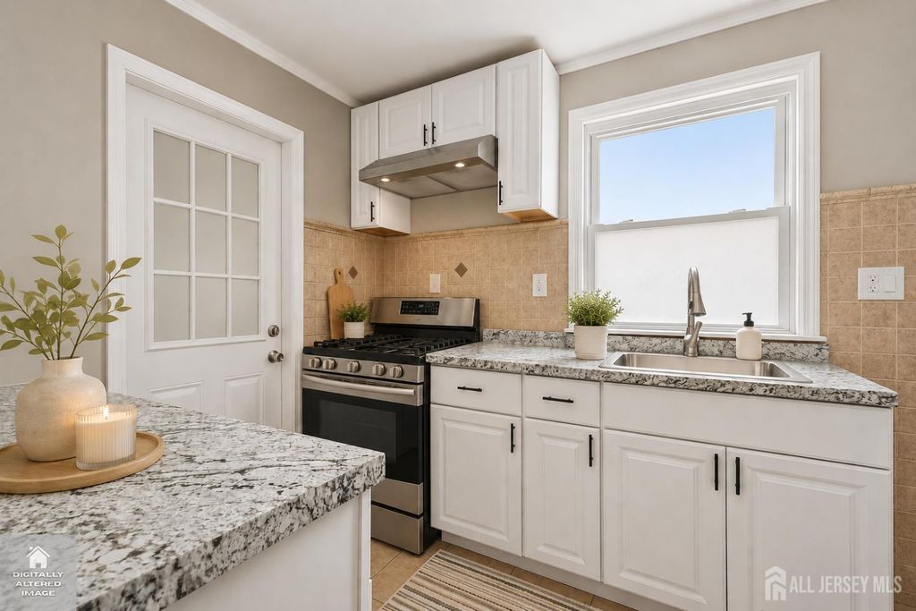 26 Charles Street, Metuchen, NJ 08840