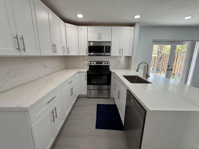 4415 SW 72nd Terrace, Davie, FL 33314