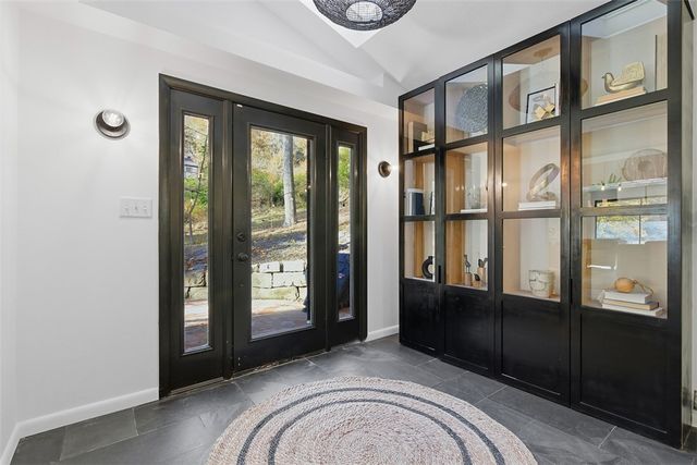 1 Myrtle Hill Road, Leet Twp, PA 15143